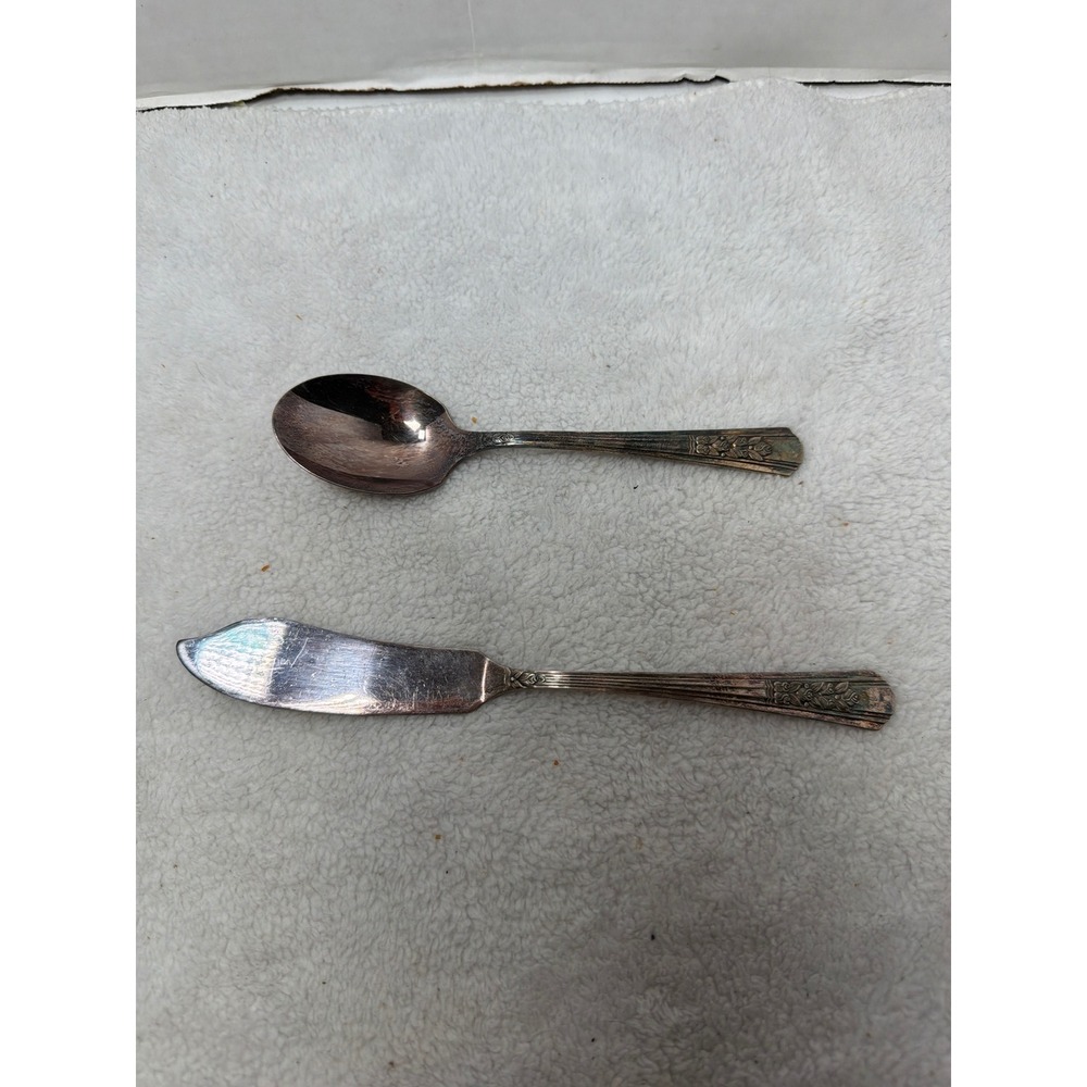 Rogers Flatware Silver‎ Silver Plated Sugar Spoon Butter Knife Floral Rosalie